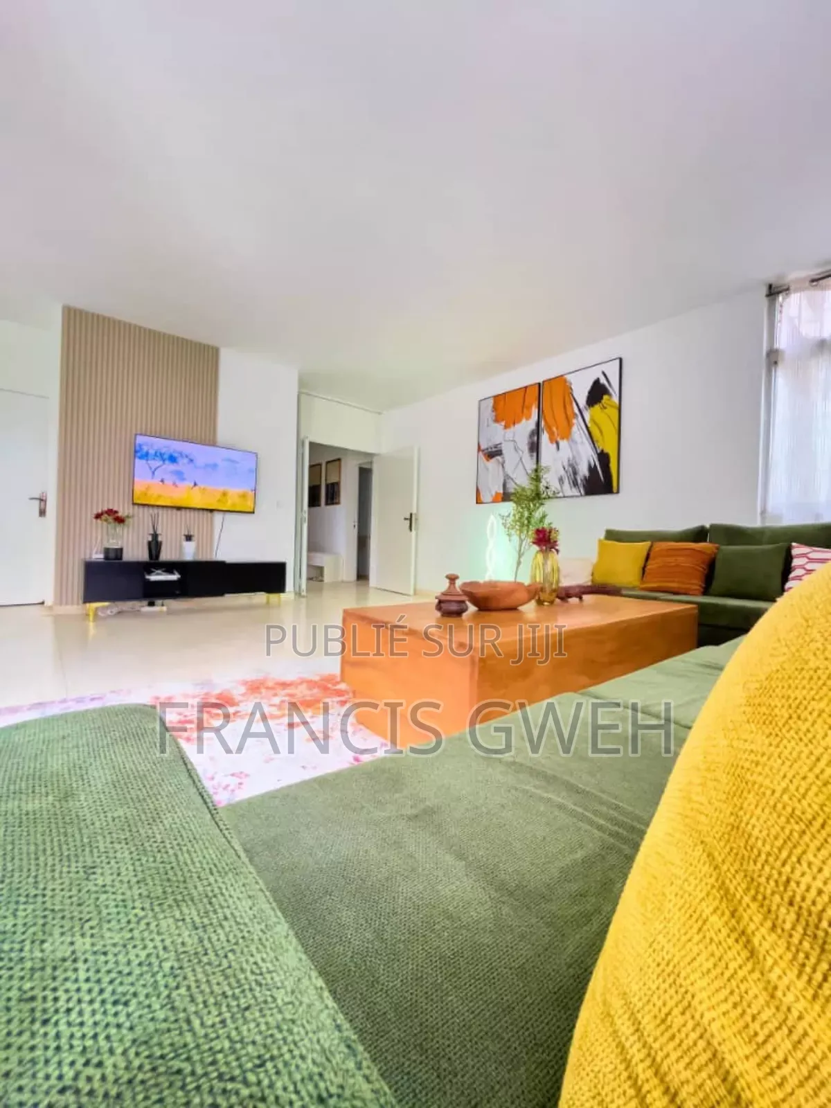 Furnished 4chbre Appartement dans Gweh Francis, Cocody à Louer