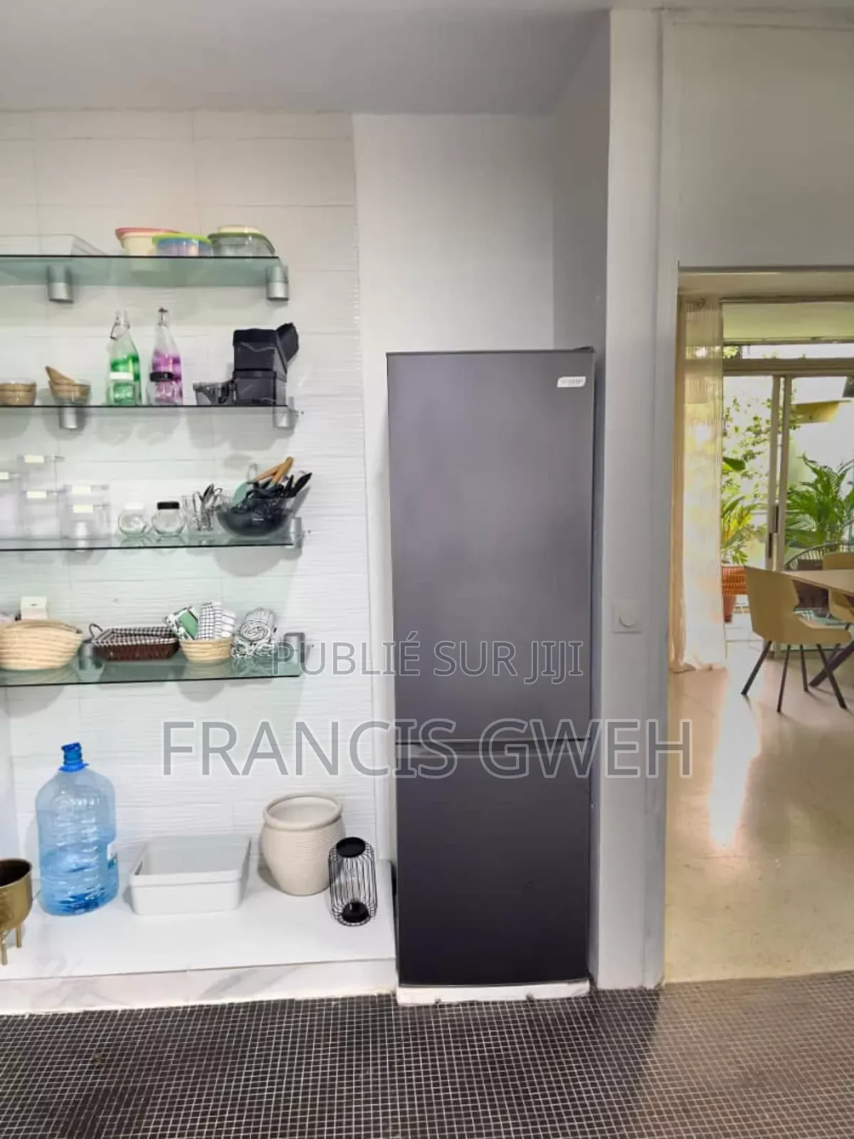 Furnished 4chbre Appartement dans Gweh Francis, Cocody à Louer
