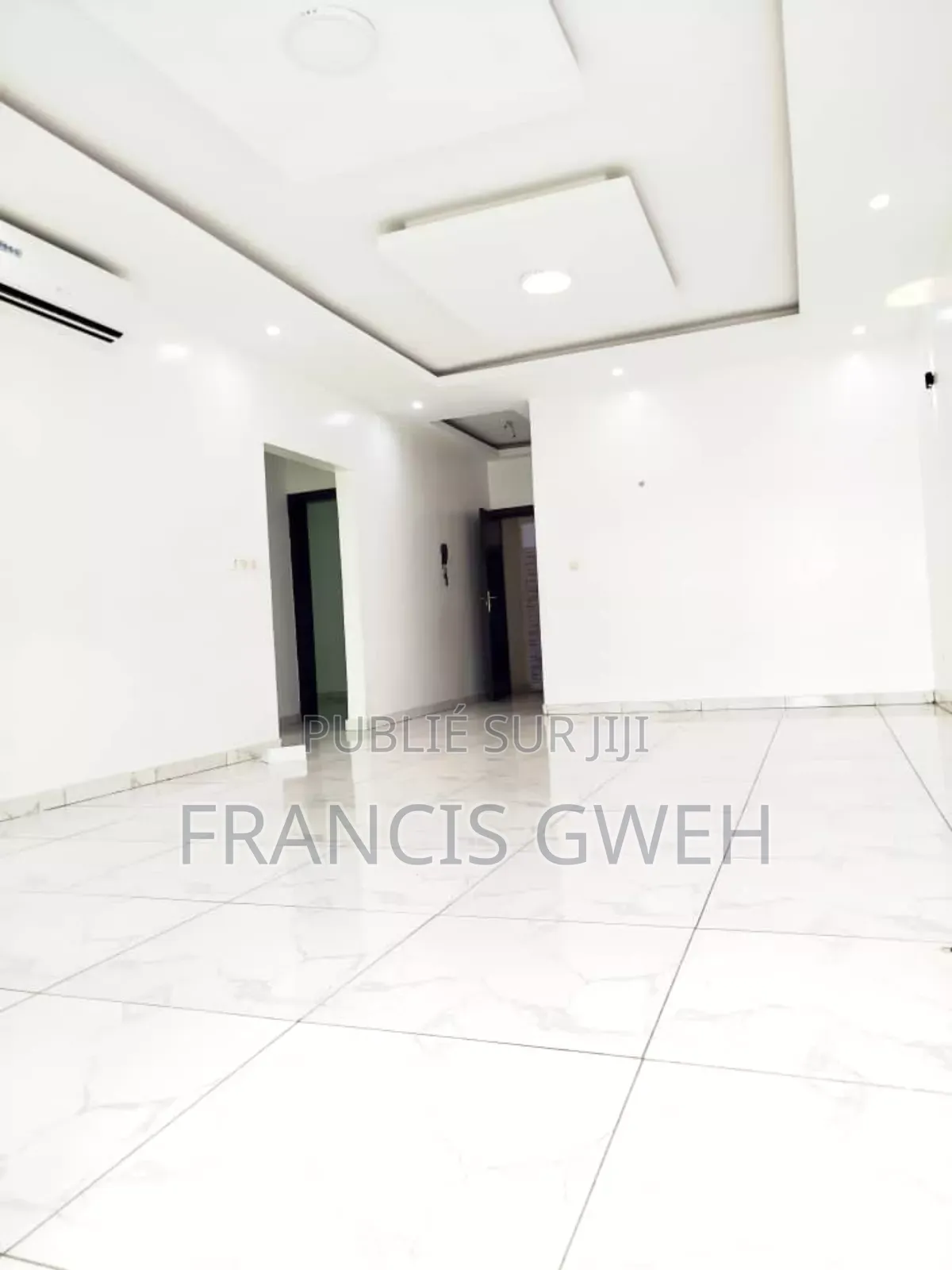 2chbre Appartement dans Gweh Francis, Cocody à Louer