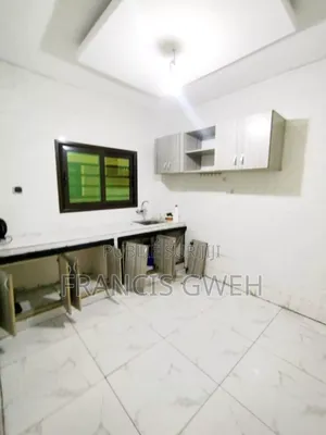 2chbre Appartement dans Gweh Francis, Cocody à Louer