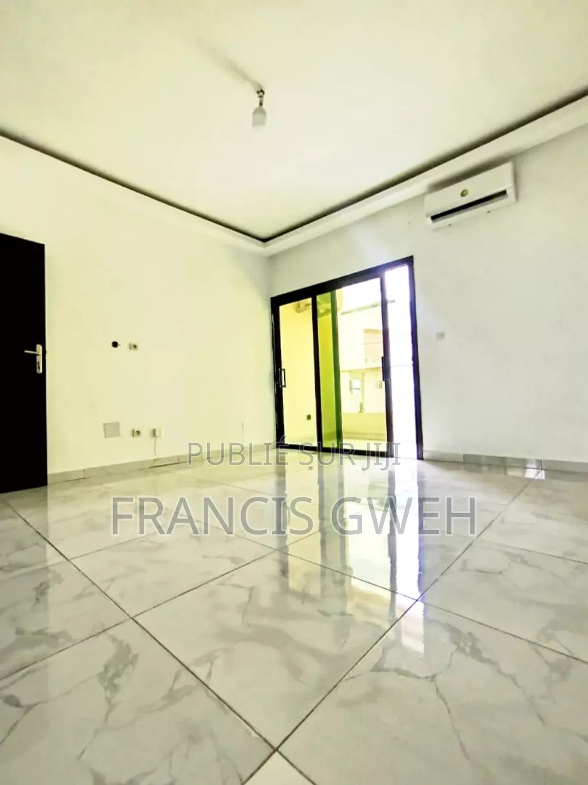 2chbre Appartement dans Gweh Francis, Cocody à Louer