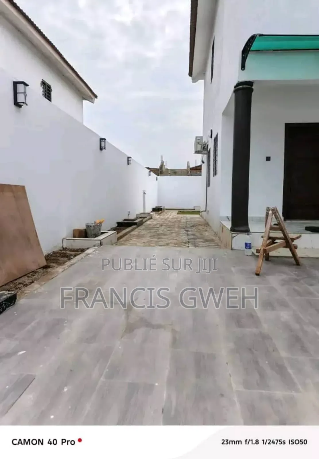 4chbre Duplex dans Gweh Francis, Cocody à Louer