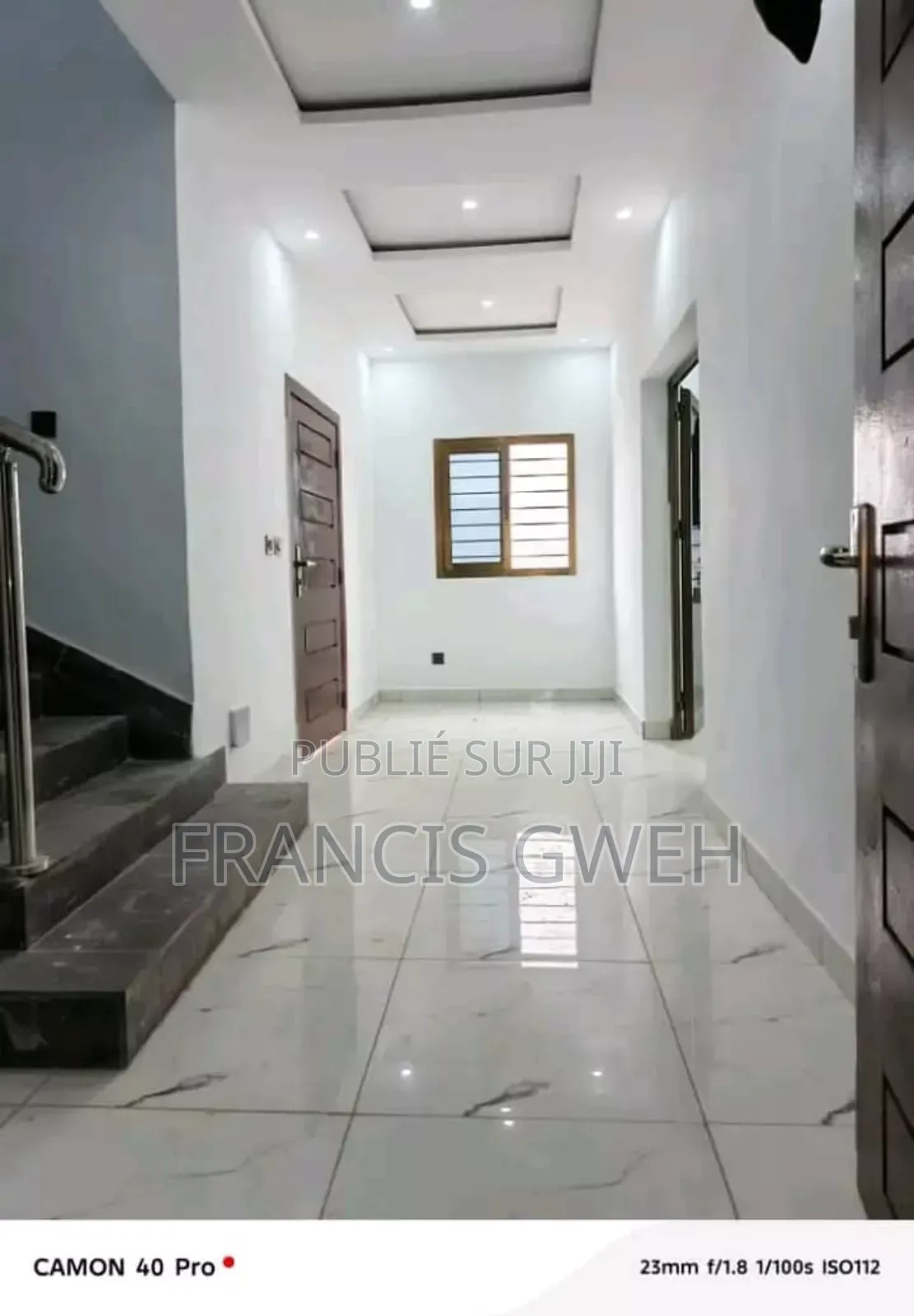 4chbre Duplex dans Gweh Francis, Cocody à Louer