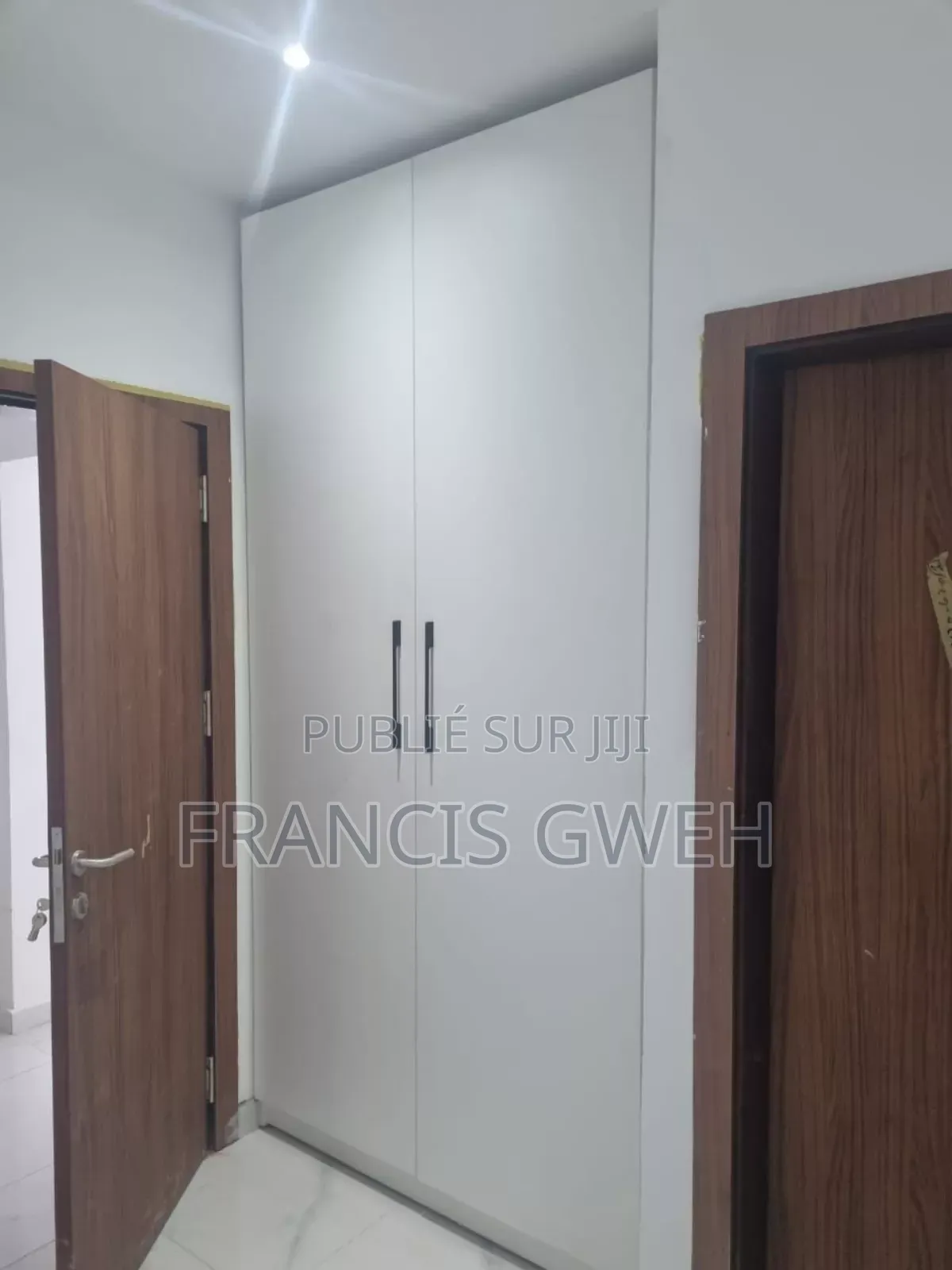 2chbre Appartement dans Gweh Francis, Cocody à Louer