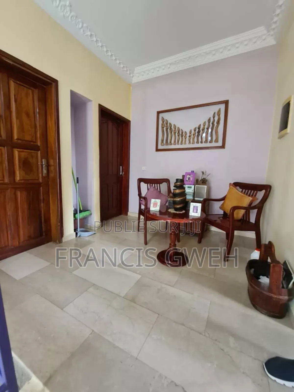 5chbre Duplex dans Gweh Francis, Cocody à Louer