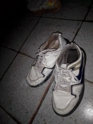 Photo - Des Chaussures De Sport Comme De Sortie