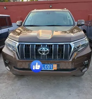 Photo - Toyota Land Cruiser 2022 Marron