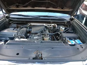 Toyota Land Cruiser 2022 Marron