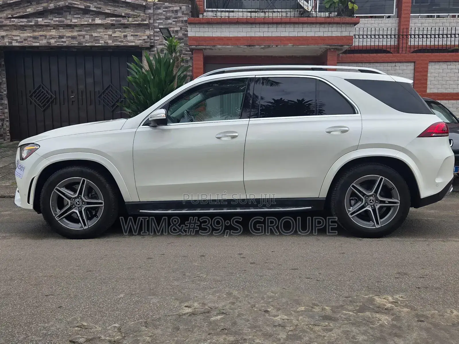 Mercedes-Benz GLC-Class 2021 Blanc cassé