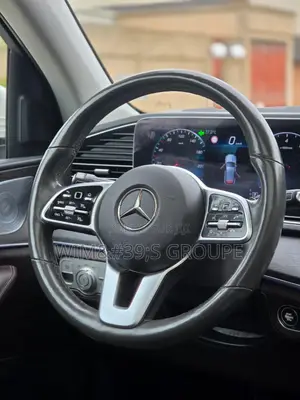 Mercedes-Benz GLC-Class 2021 Blanc cassé