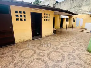 5chbre Duplex dans Building House, Deux Plateaux à Vendre