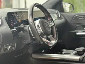 New Mercedes-Benz B-Class 2024 Gris