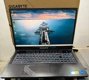 Photo - New Ordinateur Portable Gigabyte 16GB Intel Core I5 SSD 512GB
