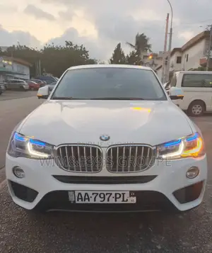 Photo - BMW X4 2015 Blanc