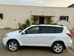 Toyota RAV4 2007 Blanc