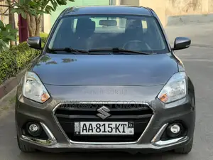 Photo - Suzuki Dzire 2024 Gris