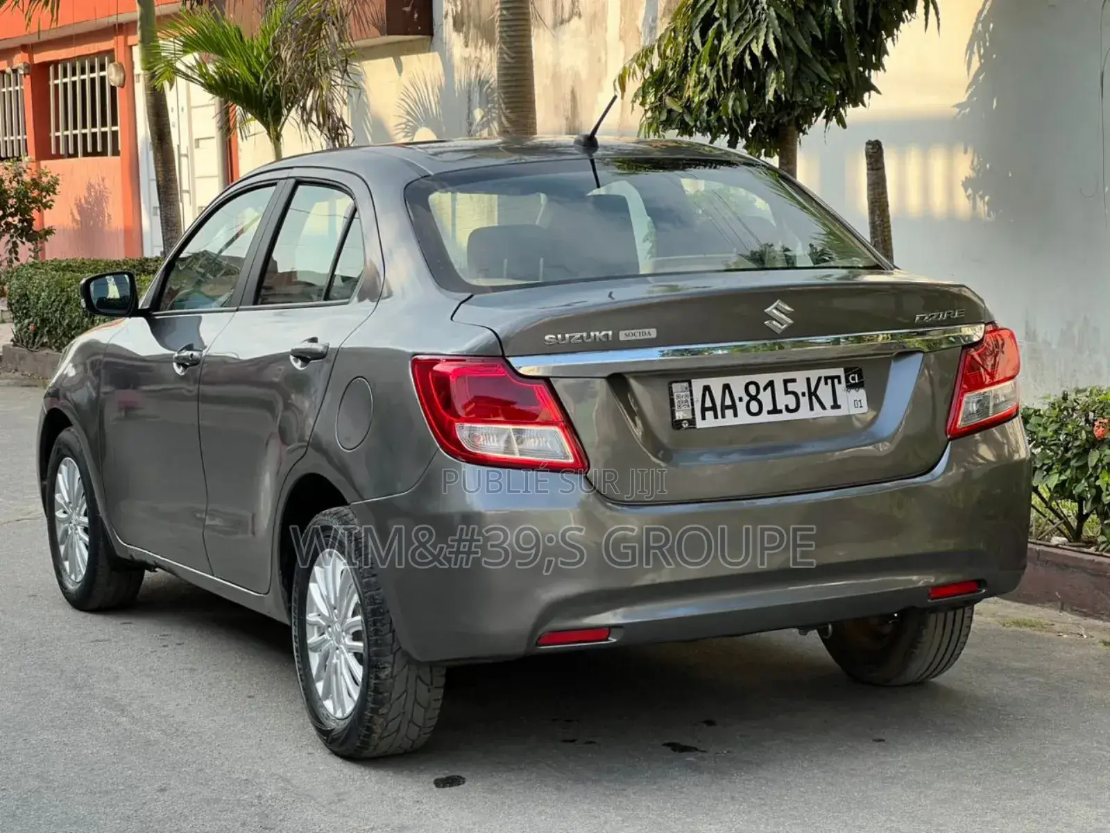 Suzuki Dzire 2024 Gris