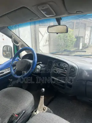 Hyundai H1 1998 Vert