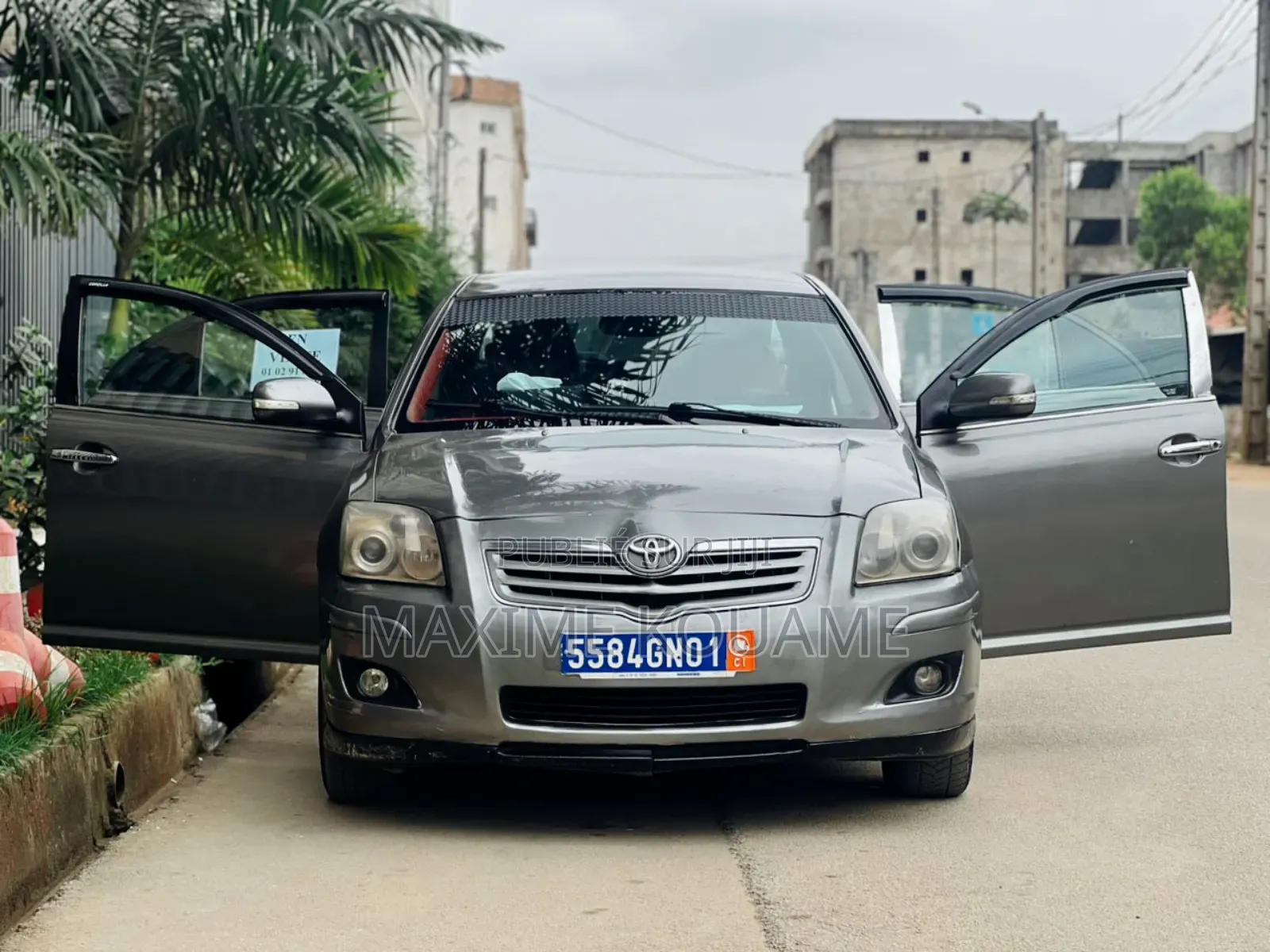 Toyota Avensis 2008 Gris