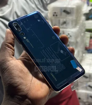 Photo - Huawei P20 Pro 128 GB Blue