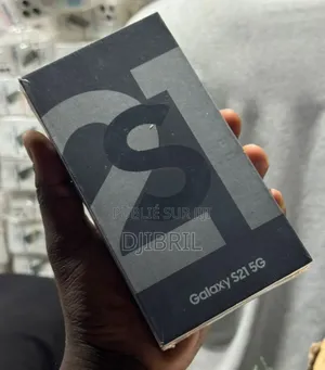 Photo - New Samsung Galaxy S21 5G 128 GB Black