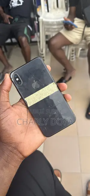 Photo - Apple iPhone X 64 GB Black