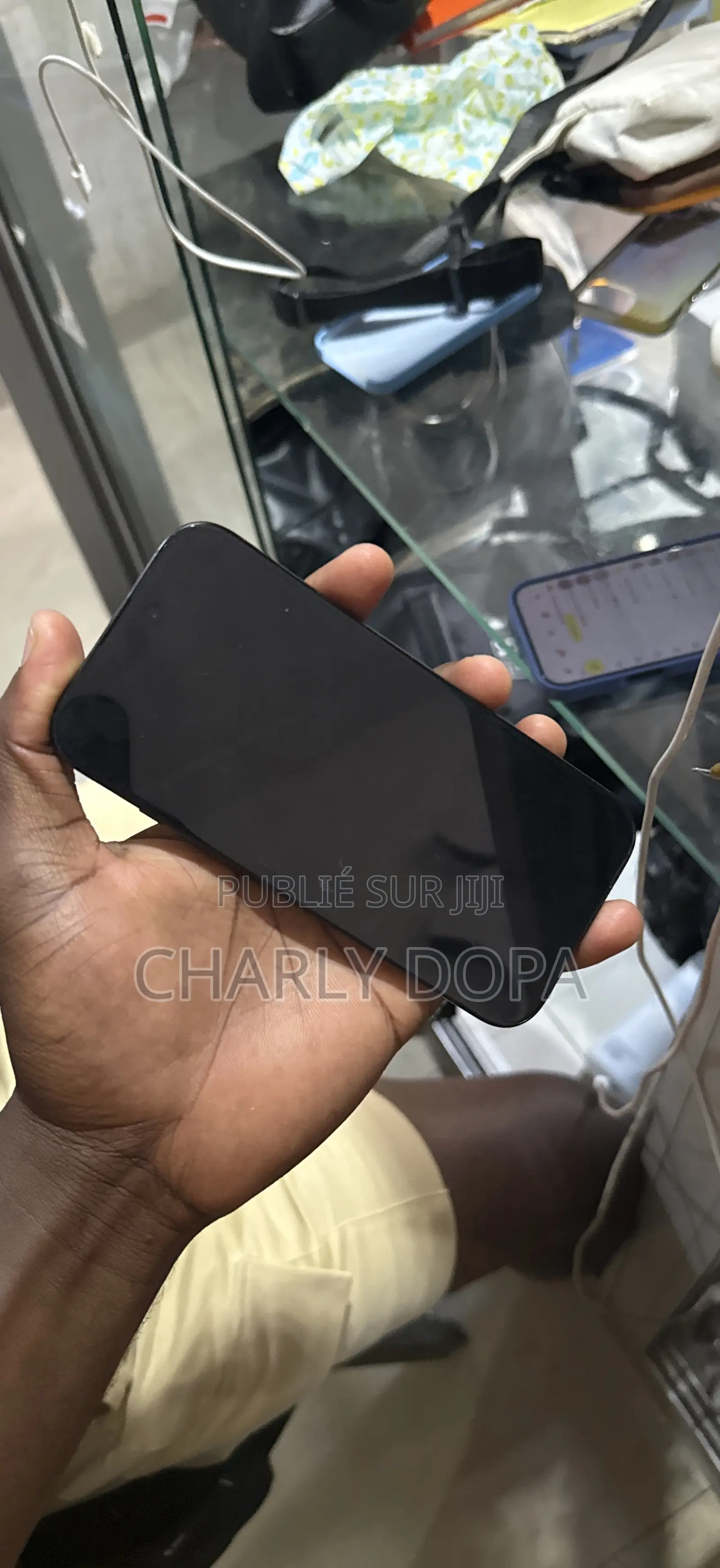 Apple iPhone 16 Pro 256 GB Doré