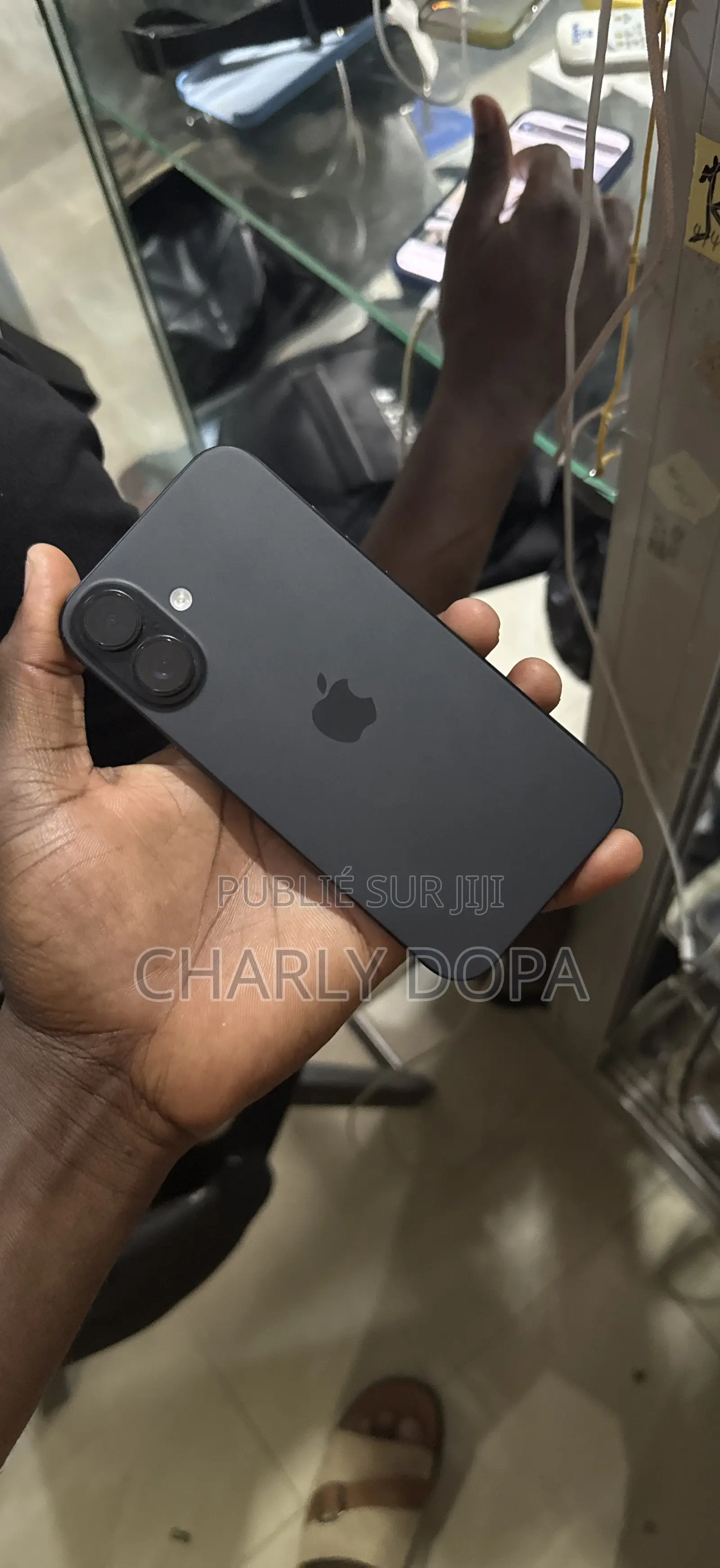 Apple iPhone 16 128 GB Black