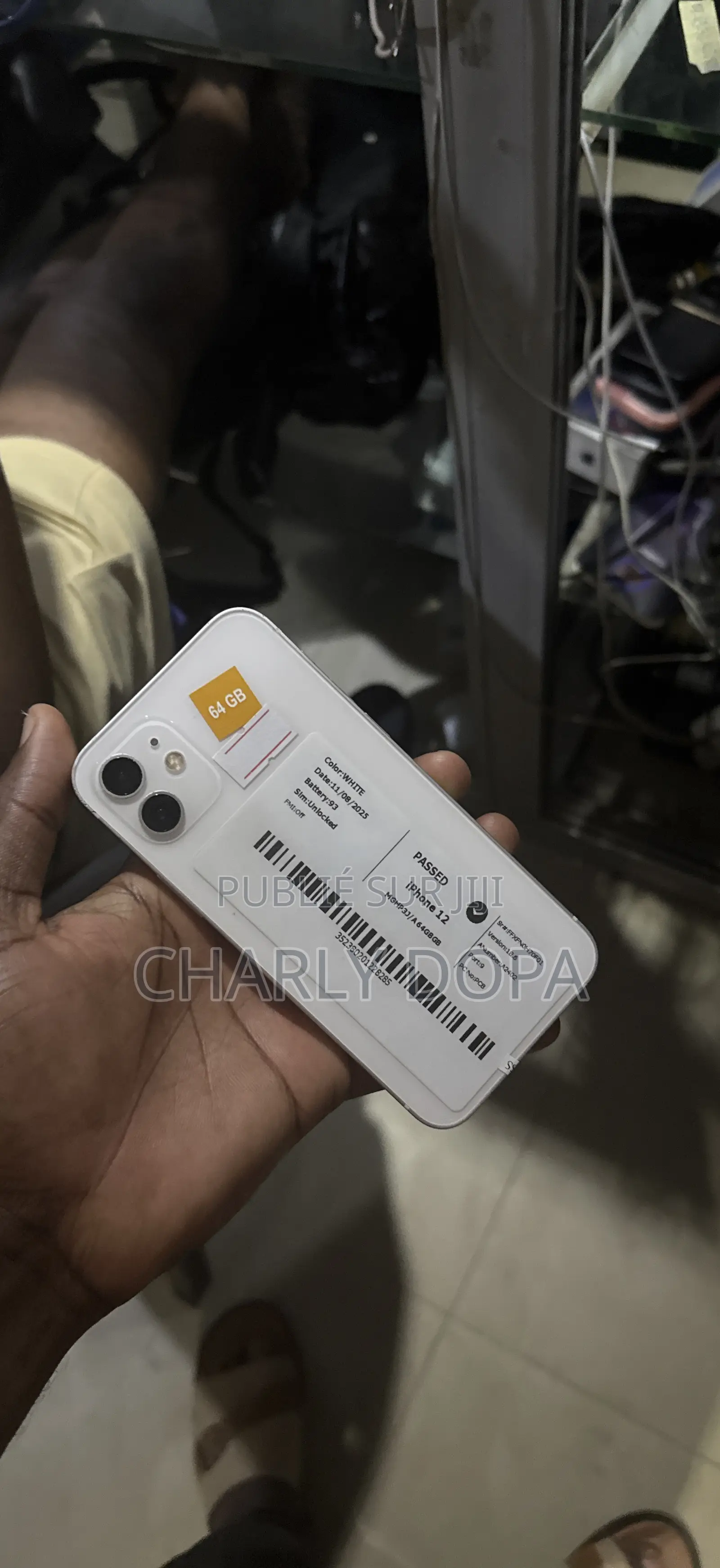 Apple iPhone 12 64 GB Blanc