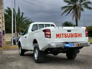 Mitsubishi L200 2018 Blanc