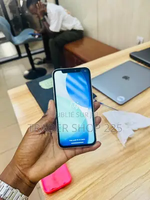 Apple iPhone 12 128 GB Vert