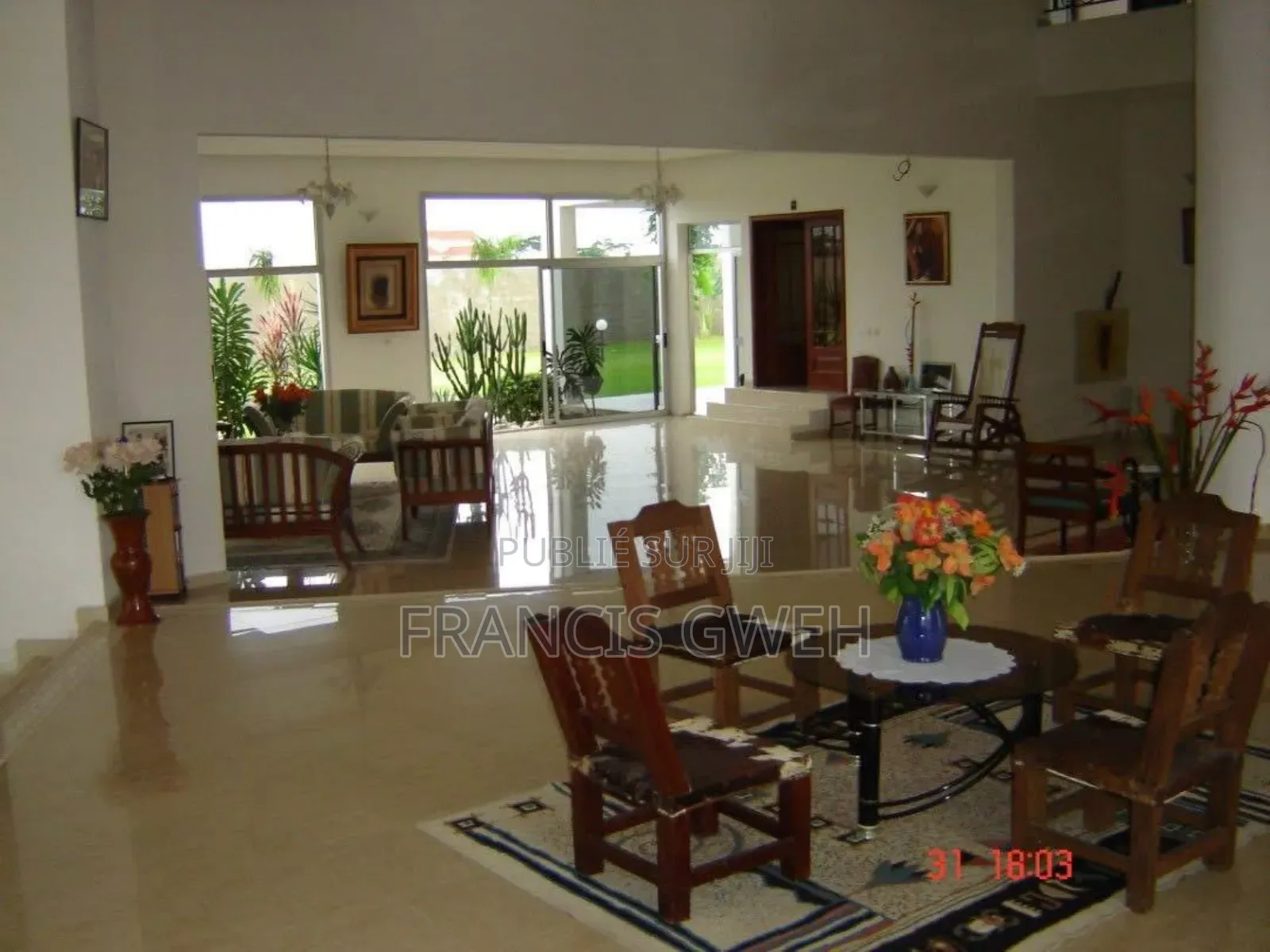 8chbre Duplex dans Gweh Francis, Cocody à Vendre