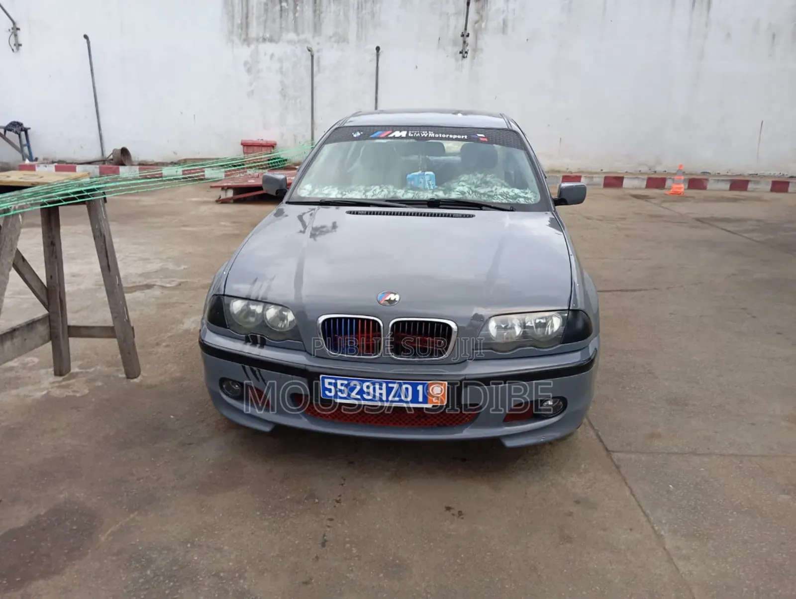 BMW 3 Series 2004 Gris