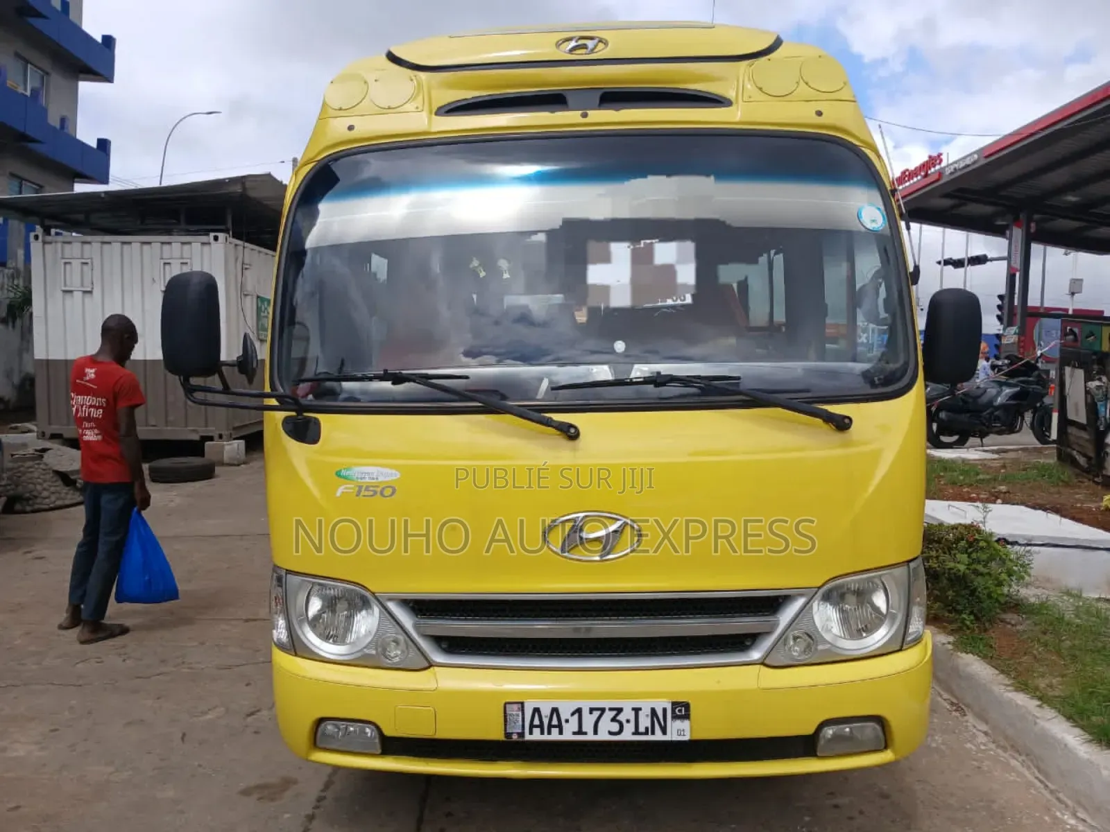 Hyundai County 2017 Jaune