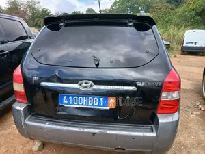 Hyundai Tucson 2004 Black