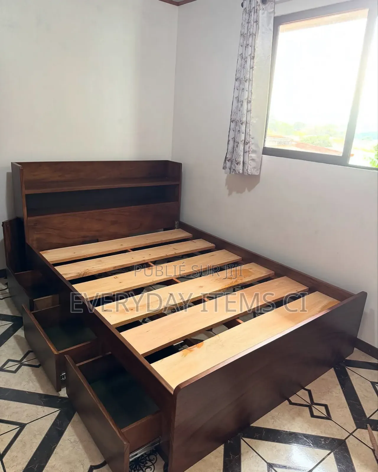 Lit en Bois Deux Places  