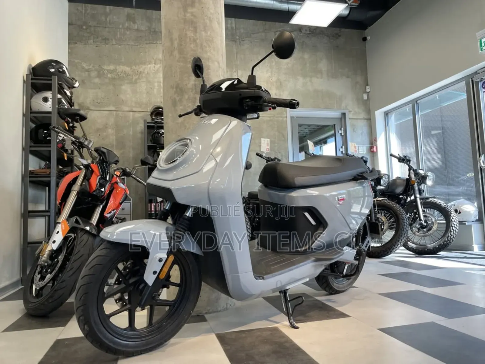 New Yamaha 2023 Blanc