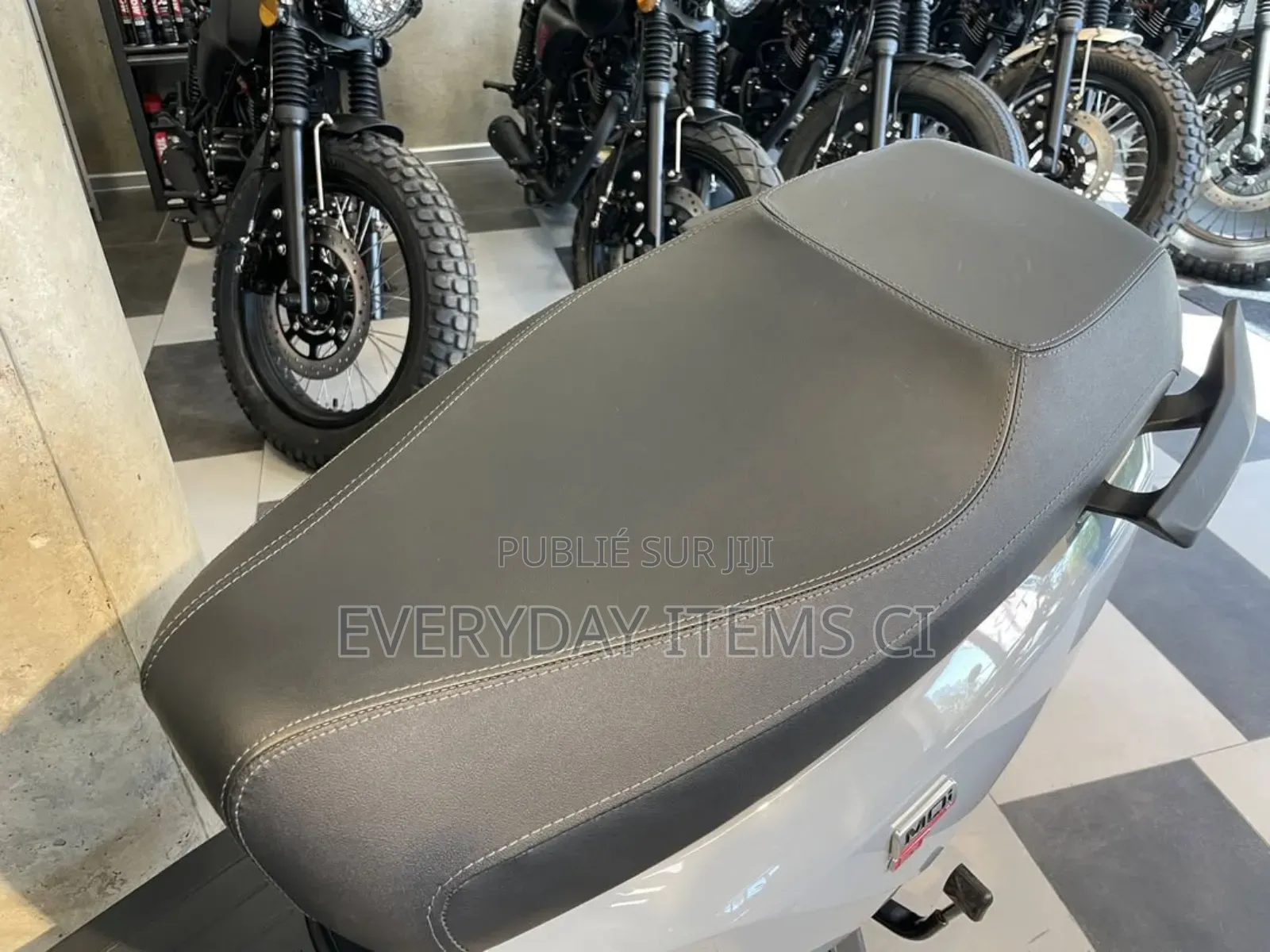 New Yamaha 2023 Blanc