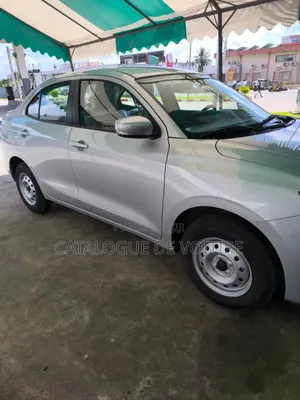 Suzuki Dzire 2025 Argenté