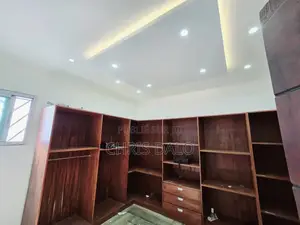 6chbre Duplex dans Djorobité 1, Cocody à Vendre