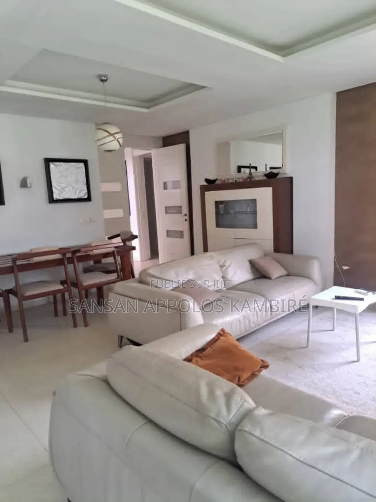 Furnished 3chbre Appartement dans Un Appart, Cocody à Vendre