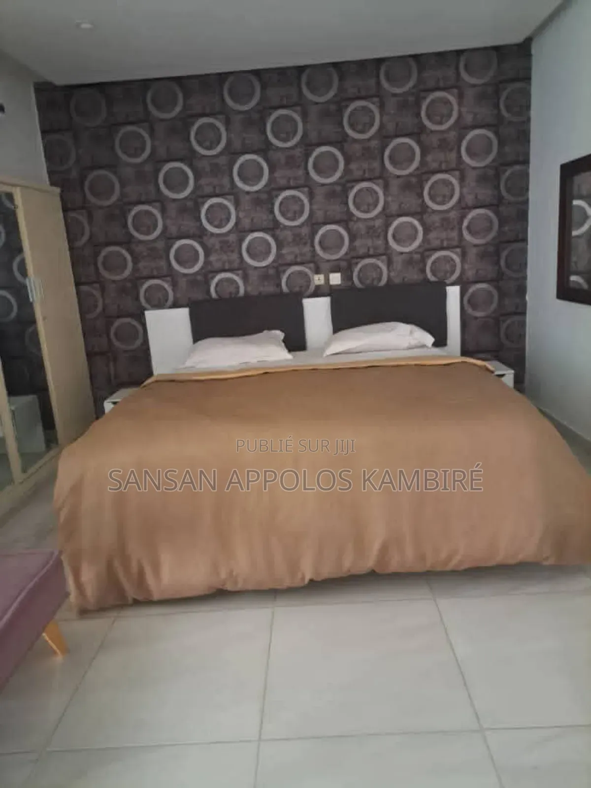 Furnished 3chbre Appartement dans Un Appart, Cocody à Vendre