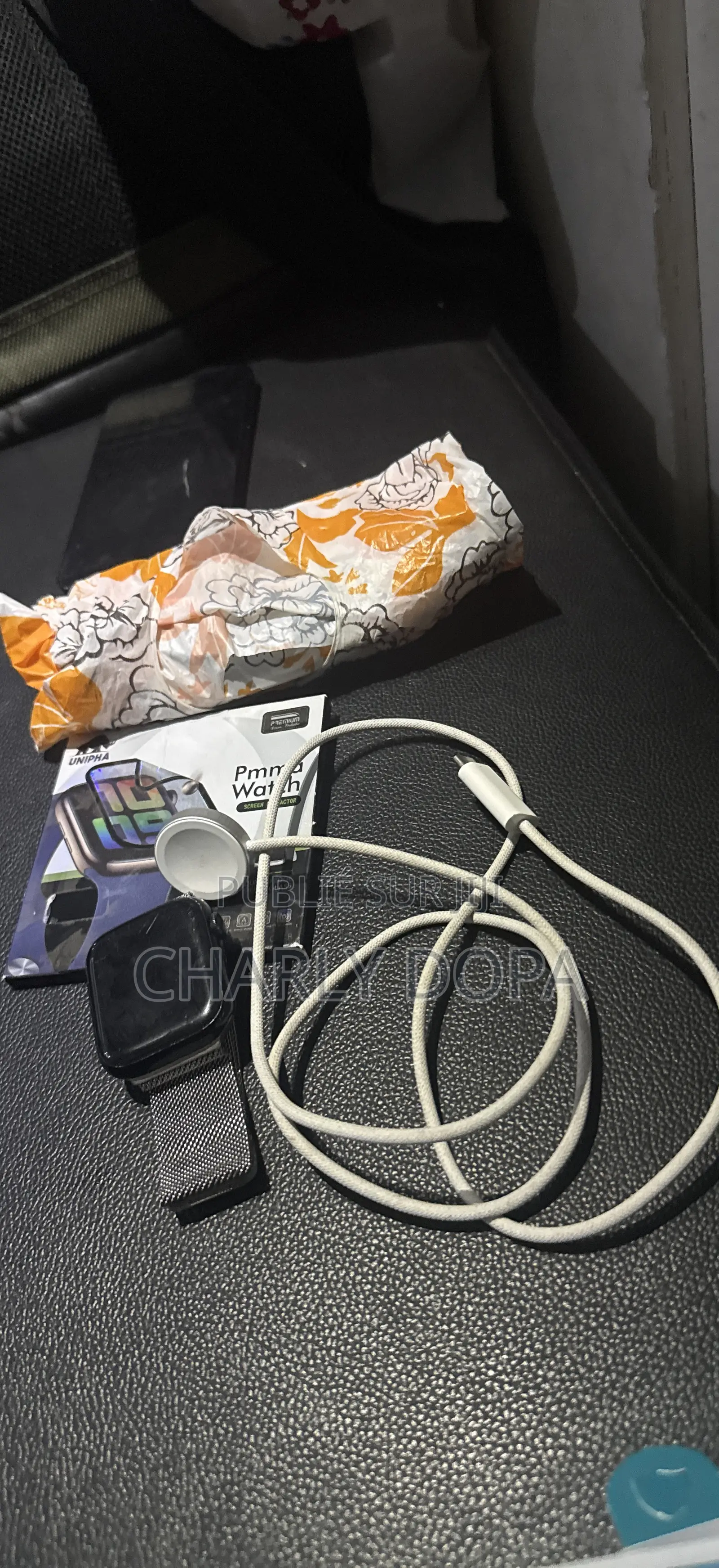 Apple Watch Série 9 45mm Avec Chargeur