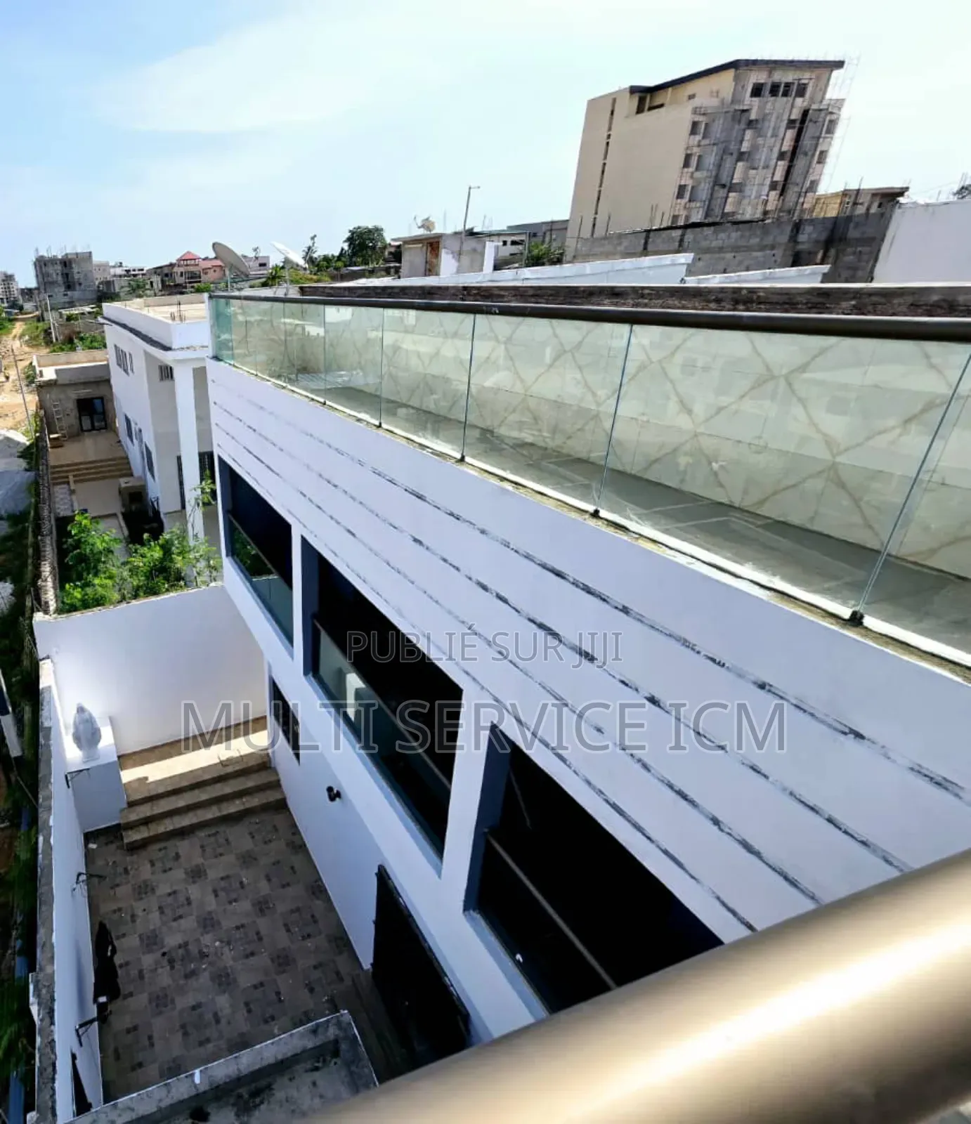 7chbre Duplex dans Ismaël Coulibaly, Cocody à Vendre