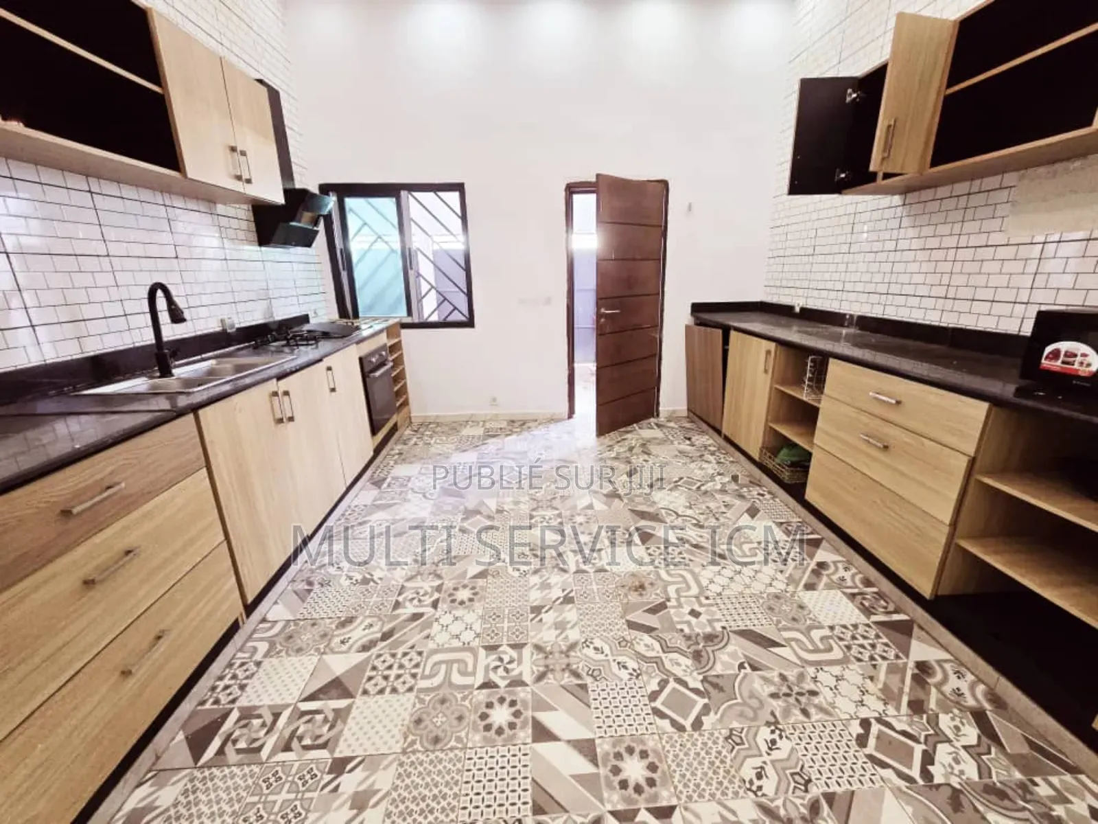 7chbre Duplex dans Ismaël Coulibaly, Cocody à Vendre