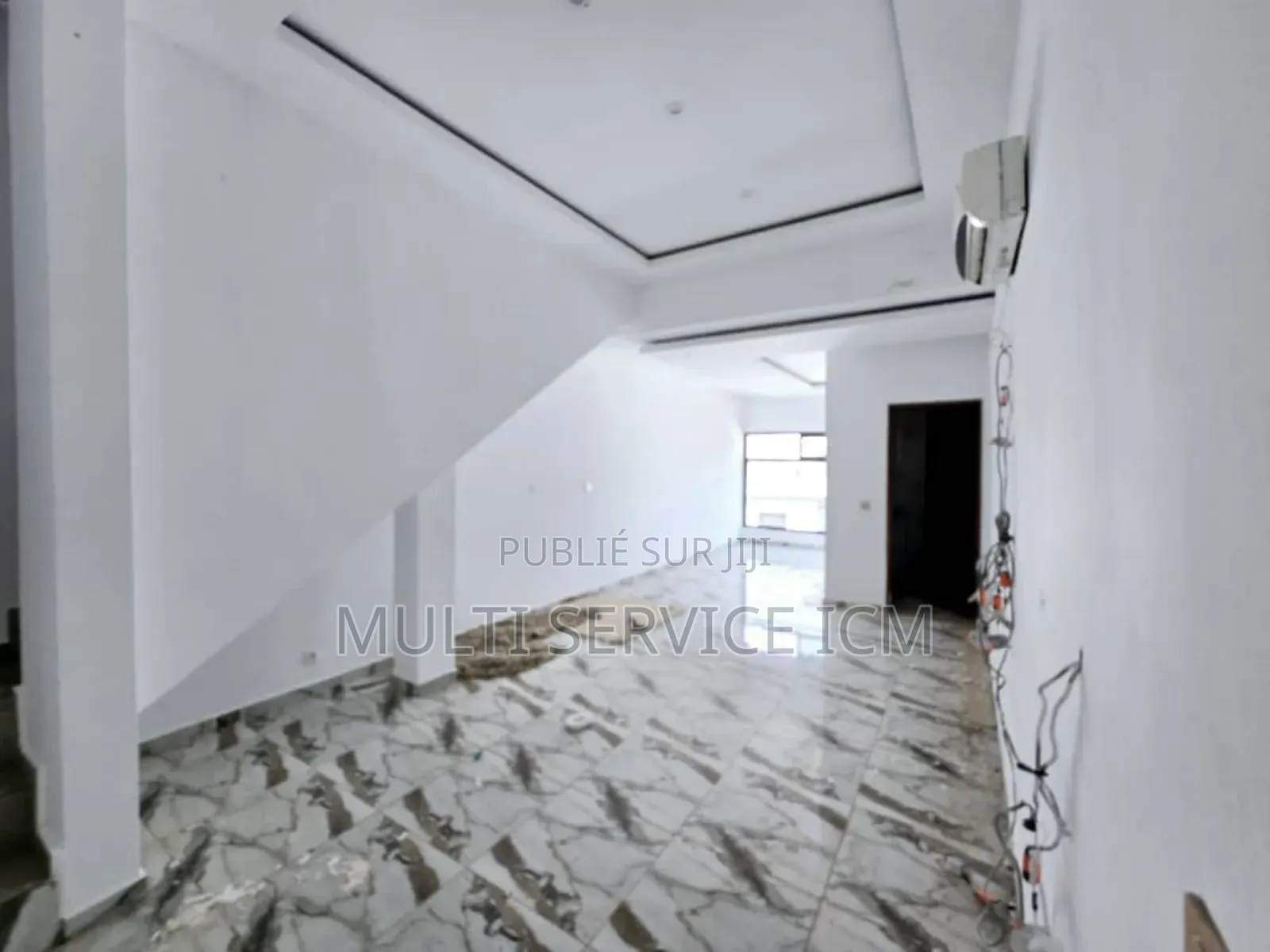 7chbre Duplex dans Ismaël Coulibaly, Cocody à Vendre