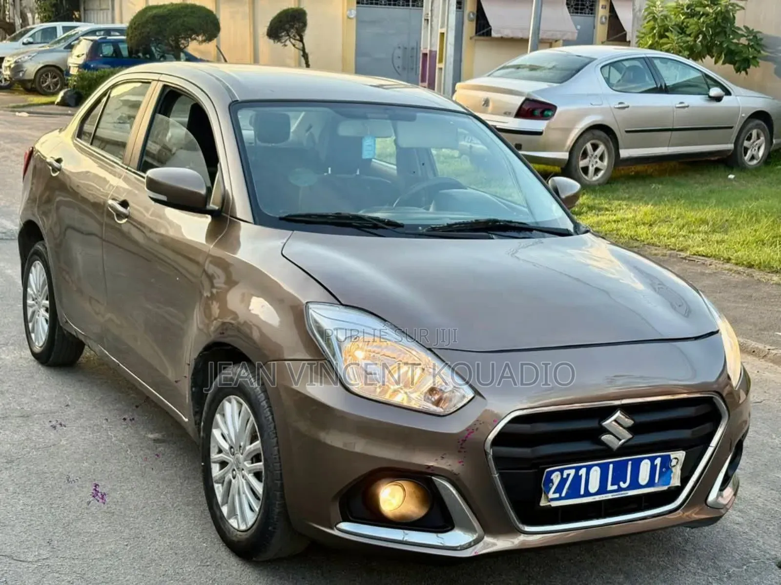 Suzuki Dzire 2023 Argenté