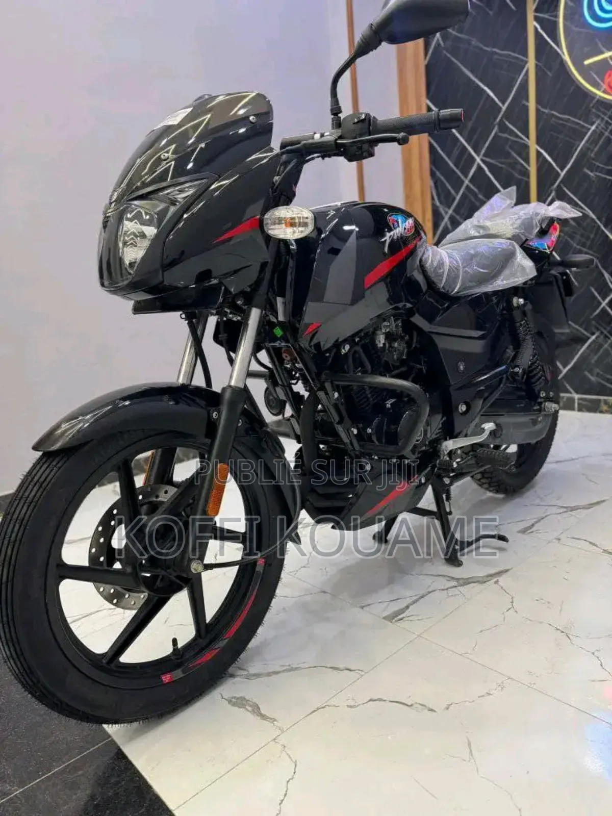 Neuf Motorcycle 2025