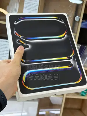 New Apple iPad Pro 13 (2024) 256 GO