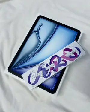 Photo - New Apple iPad Air 13 (2025) 128 GB